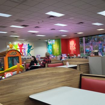 Chuck E. Cheese - Pizza Near Me - Beaverton, Oregon