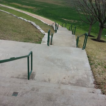 Katherine Fleischer Park - I love climbing this stairs for a good workout - Parks Near Me - Austin, Texas