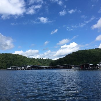 Cookeville Boat Dock - Boating Near Me - Baxter, Tennessee