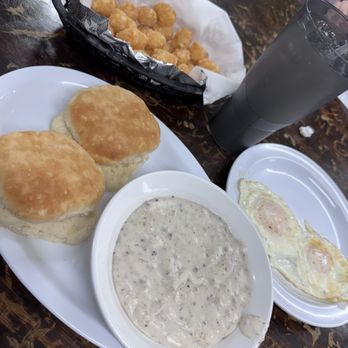Mike's Place - Biscuits and gravy sub tator tots - American Near Me - Kent, Ohio Mike's Place - Biscuits and gravy sub tator tots - American Near Me - Kent, Ohio