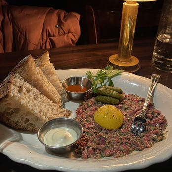 Gilt Bar - Tenderloin Steak Tartare - New American Near Me - Chicago, Illinois