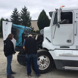 Commercial Driver School - Pretrip inspection.
