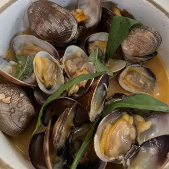 Em Vietnamese Bistro - Clam - Vietnamese Near Me - Brooklyn, New York Em Vietnamese Bistro - Clam - Vietnamese Near Me - Brooklyn, New York