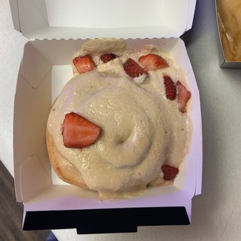 Cinnaholic - Bakeries Near Me - Naperville, Illinois
