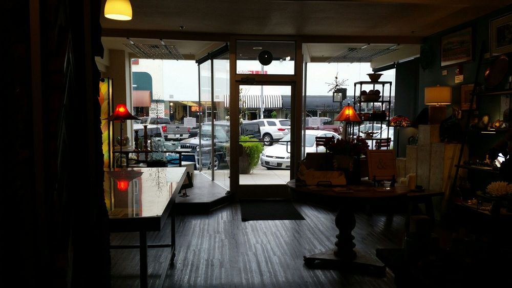 ICEHOUSE FRAMING & GALLERY Updated October 2024 1610 19th St