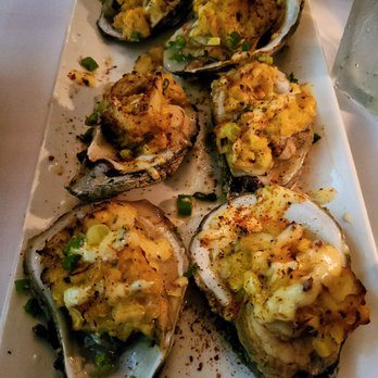 Marina Cafe - Oysters - Seafood Near Me - Destin, Florida Marina Cafe - Oysters - Seafood Near Me - Destin, Florida
