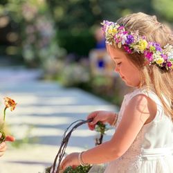 Granara's Flowers - Flower girl crown, Filoli