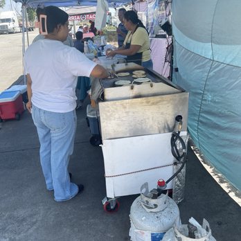 La Pupusita Loca - Salvadoran Near Me - Long Beach, California