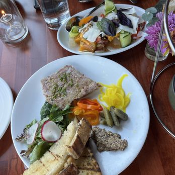 Le Coin - Seafood Near Me - Seattle, Washington
