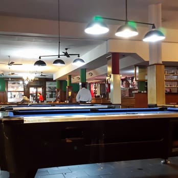 La Academia - Pool, billar y todo el encanto de un bar de antaño - Bars Near Me - Buenos Aires, C La Academia - Pool, billar y todo el encanto de un bar de antaño - Bars Near Me - Buenos Aires, C