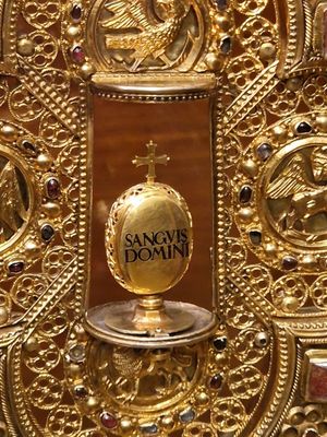 Imperial Treasury Vienna by null