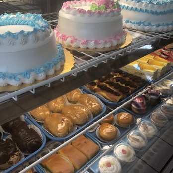 Pastelmania Bakery - Gimme - Latin American Near Me - Miami, Florida