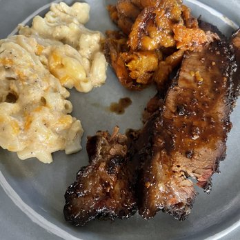 Dibbs BBQ - Brisket, Candy Yams and Mac and cheese - Barbeque Near Me - Philadelphia, Pennsylvania