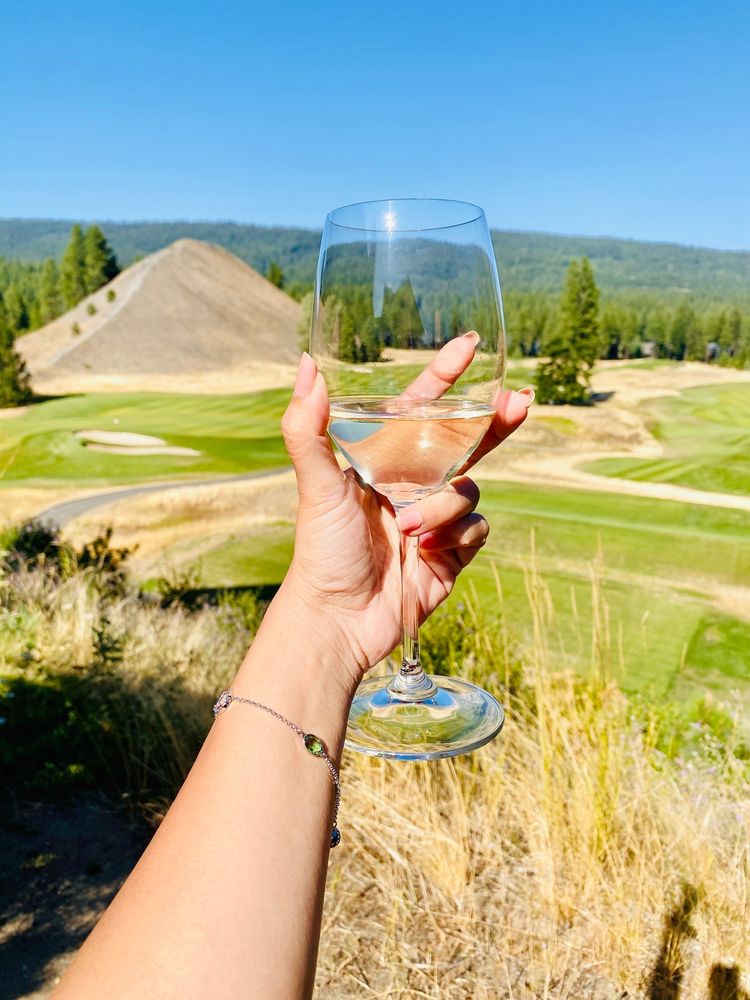 PROSPECTOR GOLF COURSE Updated September 2024 35 Photos & 18