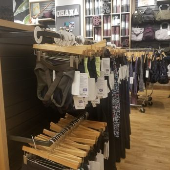 Lululemon - Woman's sales rack. Great deals! - Sports Wear Near Me - Honolulu, Hawaii Lululemon - Woman's sales rack. Great deals! - Sports Wear Near Me - Honolulu, Hawaii