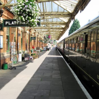 Great Central Railway - Loughborough station - up platform - Mass Media Near Me - Loughborough, LEC
