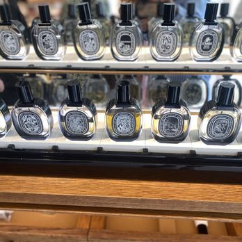 Diptyque The Grove - Cosmetics & Beauty Supply Near Me - Los Angeles, California Diptyque The Grove - Cosmetics & Beauty Supply Near Me - Los Angeles, California