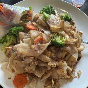 Thai Belly - Pad see ew - Thai Near Me - Anaheim, California