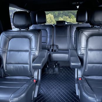 Connect Elite Limousine - Lincoln Navigator L - Town Car Service Near Me Connect Elite Limousine - Lincoln Navigator L - Town Car Service Near Me