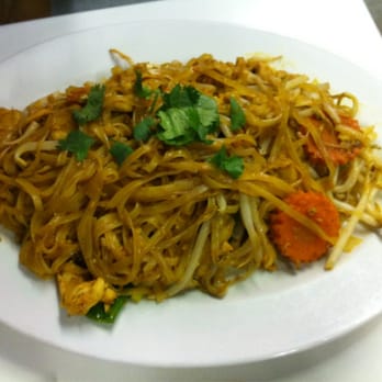 Thai Monkey Club - Pad thai with chicken - Thai Near Me - Denver, Colorado Thai Monkey Club - Pad thai with chicken - Thai Near Me - Denver, Colorado