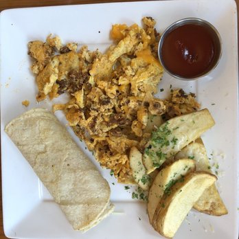 Eat Chow - Breakfast & Brunch Near Me - Costa Mesa, California