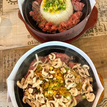 Sizzling Lunch - Beef Pepper Rice and Curry Beef Udon with free check-in add on of mushrooms - Steakhouses Near Me - Cupertino, California Sizzling Lunch - Beef Pepper Rice and Curry Beef Udon with free check-in add on of mushrooms - Steakhouses Near Me - Cupertino, California
