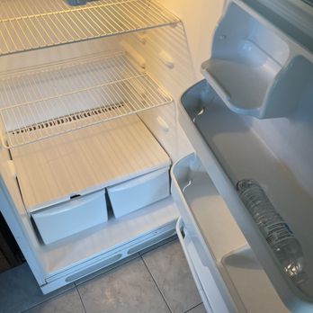 Hoosier Maids - Inside fridge cleaning - Home Cleaning Near Me - Fort Wayne, Indiana Hoosier Maids - Inside fridge cleaning - Home Cleaning Near Me - Fort Wayne, Indiana