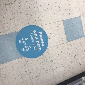 Walgreens - Social distancing signs - Drugstores Near Me - Pinson, Alabama Walgreens - Social distancing signs - Drugstores Near Me - Pinson, Alabama