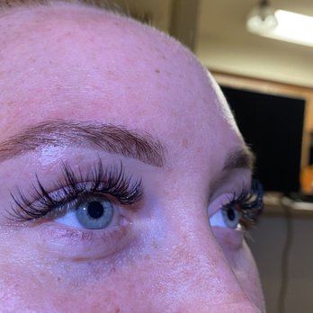 Eyedentity Studio - Wispy hybrid lashes and an eyebrow wax & tint - Eyelash Service Near Me - Seattle, Washington