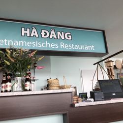 Ha Dang Dung - Tresen