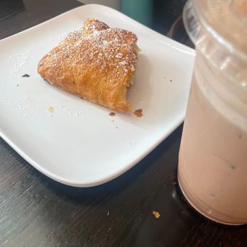 Amara Chocolate & Coffee - Coffee & Tea Near Me - Pasadena, California