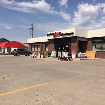 Gretna Ace Hardware - Storefront - Hardware Stores Near Me - Gretna, Nebraska