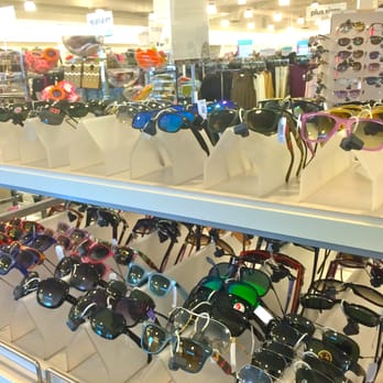 Nordstrom Rack - Ray-Ban - Department Stores Near Me - Jacksonville, Florida