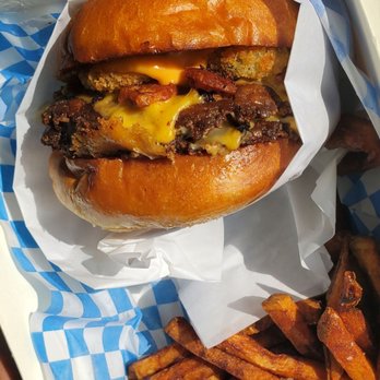 Shadowline Burgers and Brew - The MacDaddy - Burgers Near Me - Sequim, Washington Shadowline Burgers and Brew - The MacDaddy - Burgers Near Me - Sequim, Washington
