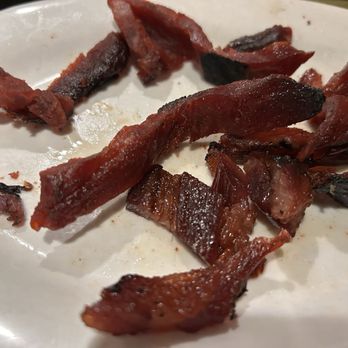Mandarin Cuisine - Inedible boneless ribs hidden in bottom of appetizer pile on plate - Chinese Near Me - Needham, Massachusetts