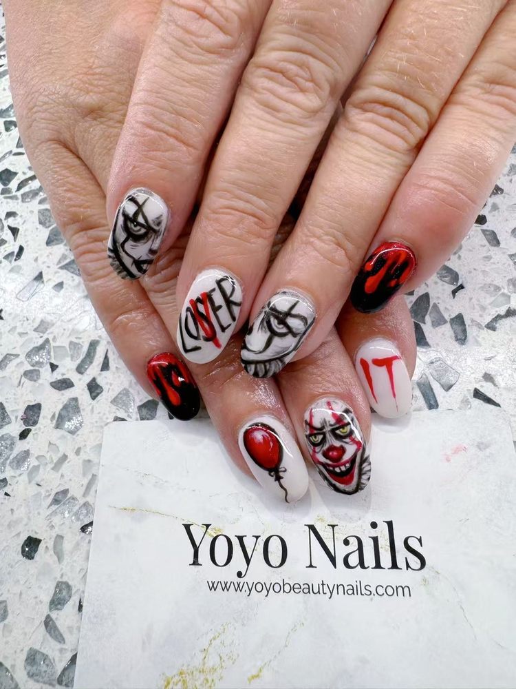 Yoyo Nails Logo