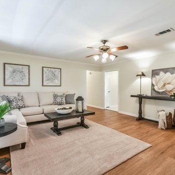 Maison de Campagne - Brookside Village Vacant Staging - Interior Design Near Me - League City, Texas Maison de Campagne - Brookside Village Vacant Staging - Interior Design Near Me - League City, Texas