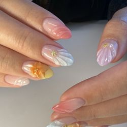 INS Nails