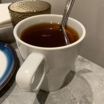 Golden Harbour - Lemon tea has 3 slices of thick cut lemon - Chinese Near Me - Aurora, Ontario