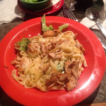 Jelly Beans - Chicken and shrimp Alfredo. - New American Near Me - Painted Post, New York