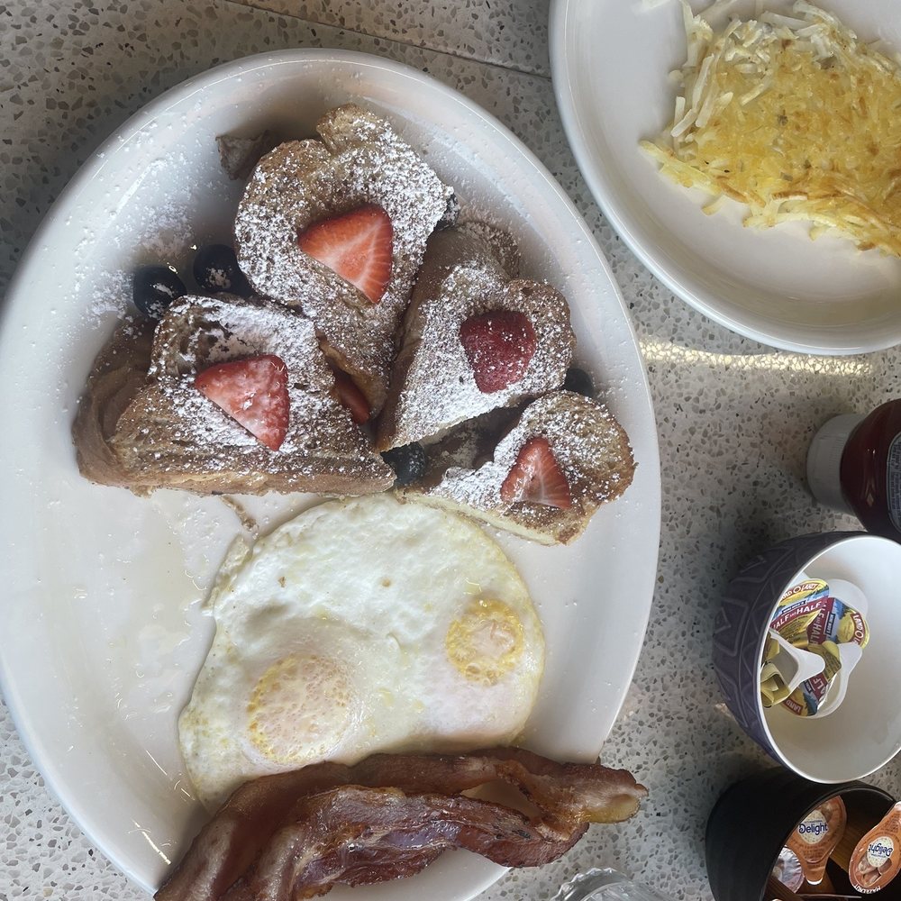 R&R’s Cafe - French Toast Combo - American Near Me - San Pablo, California R&R’s Cafe - French Toast Combo - American Near Me - San Pablo, California