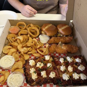 Smash And Slice - $40 meal for two deal - Pizza Near Me - Las Vegas, Nevada