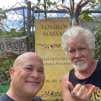LomiLove Massage - Massage Therapist Maluhia and friend - Massage Therapy Near Me - Honolulu, Hawaii