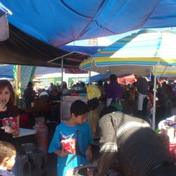 Tianguis El Country