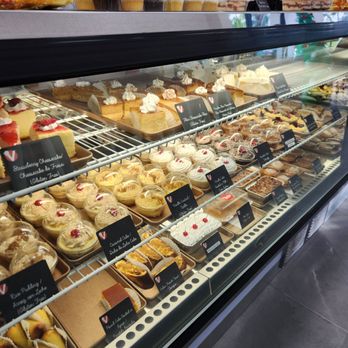 Vicky Bakery - Fresh desserts - Bakeries Near Me - Royal Palm Beach, Florida Vicky Bakery - Fresh desserts - Bakeries Near Me - Royal Palm Beach, Florida