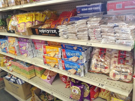 Phongsavan Market Place by null