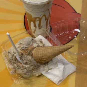 Amy's Ice Creams - Coffee ice cream with butterfinger,Reese's and a sugar cone, and Oreo shake with praline drizzle - Ice Cream & Frozen Yogurt Near Me - Houston, Texas Amy's Ice Creams - Coffee ice cream with butterfinger,Reese's and a sugar cone, and Oreo shake with praline drizzle - Ice Cream & Frozen Yogurt Near Me - Houston, Texas