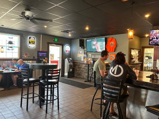 Bully's North by null