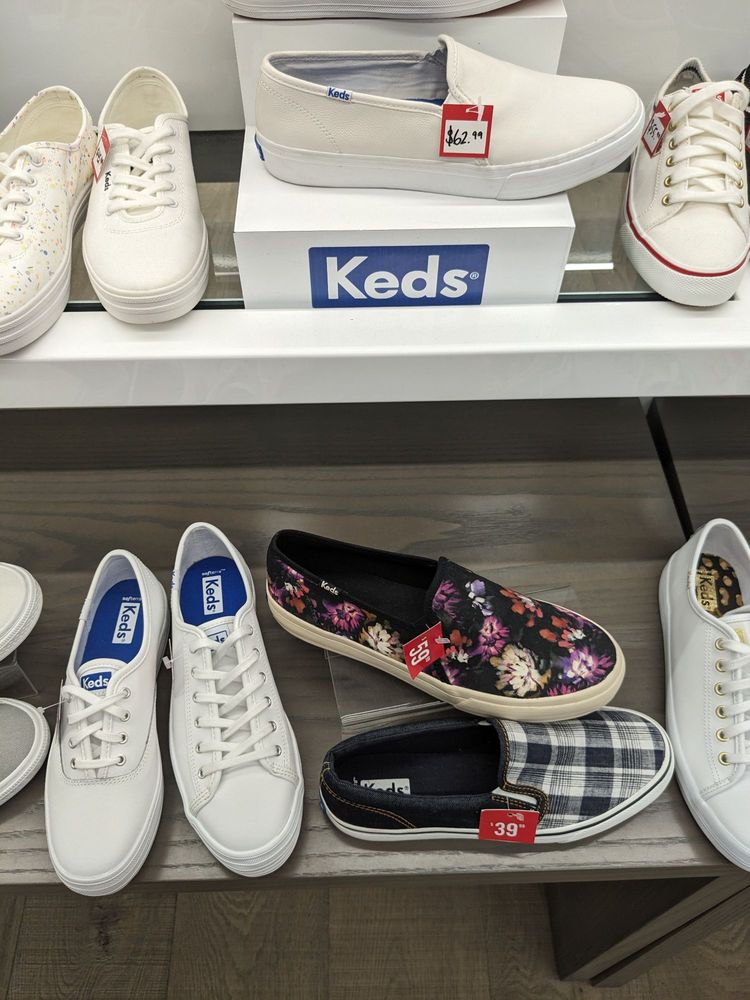 SOFT MOC Updated September 2024 13 Photos 5000 Highway 7, Markham