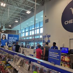 Best Buy - Inside